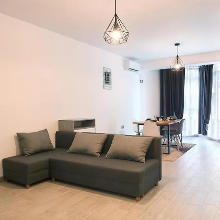 Oasis N Pool Alezzi Beach Appartement Năvodari