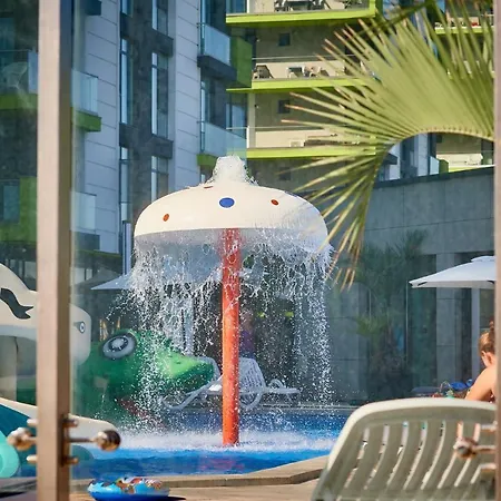 Oasis N Pool Alezzi Beach Năvodari